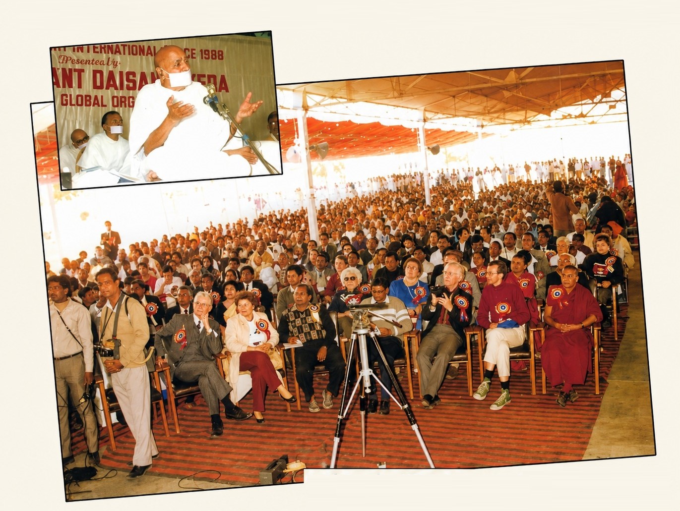 Acharya Shri Tulsi addressing the First International Conference, Ladnun 1988